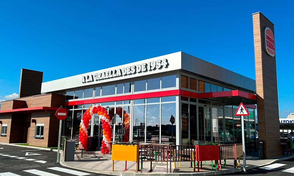 La cadena de restauración Burger King inaugura un restaurante en Tortosa (Tarragona)