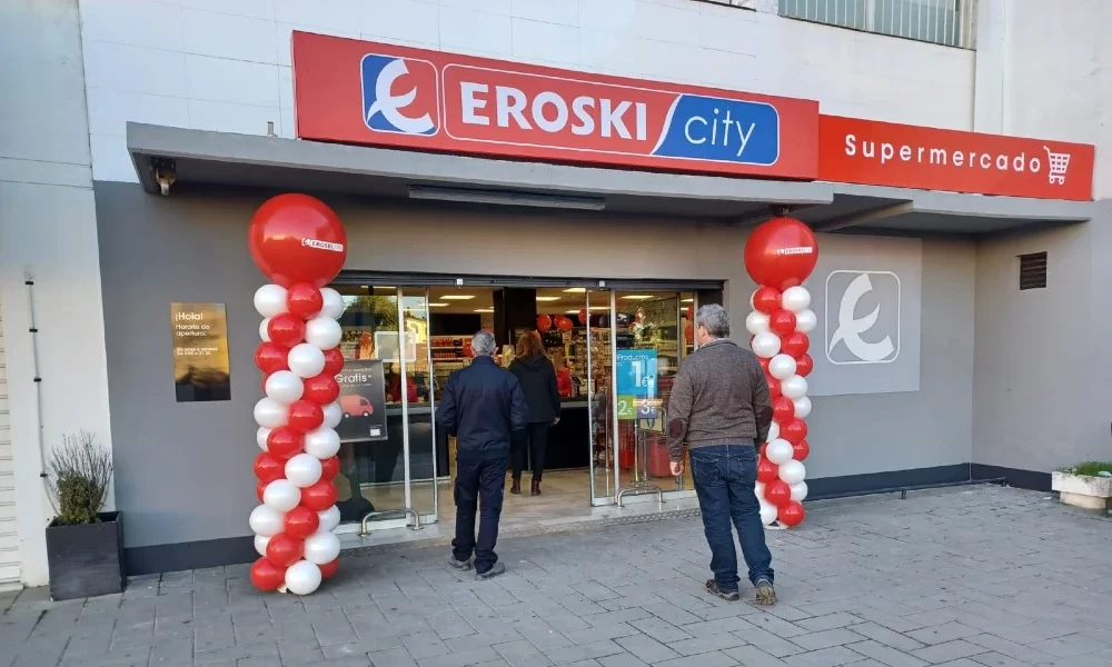 Eroski inaugura un nuevo supermercado franquiciado en Mairena del Aljarafe (Sevilla)